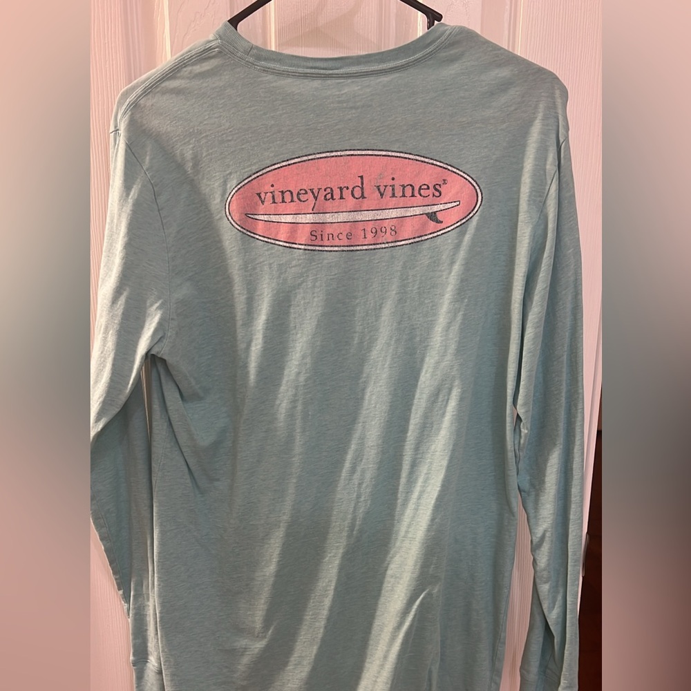 Vineyard vine, youth XL. Like new